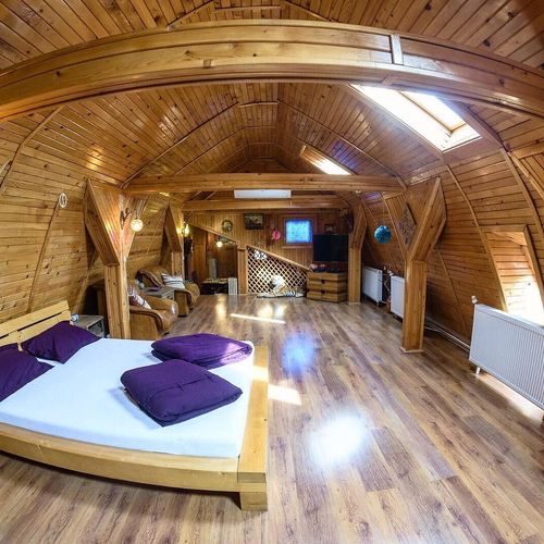 Wooden Attic Brașov
