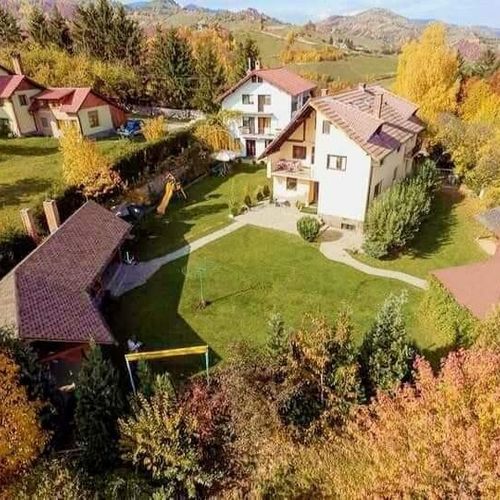 Casa Piscu Ioanei Poiana Mărului