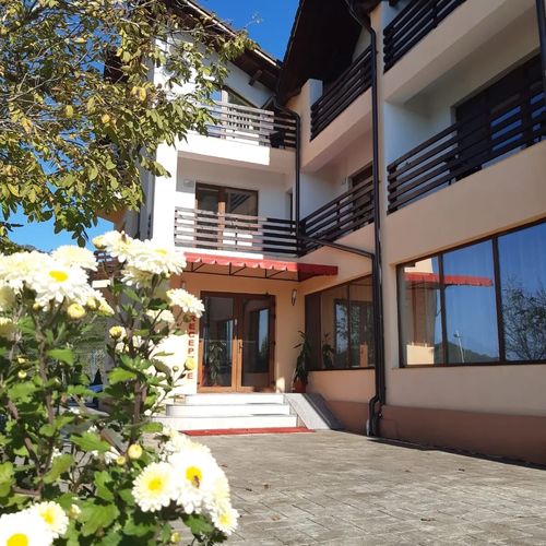 Pensiunea Esential Ocnele Mari