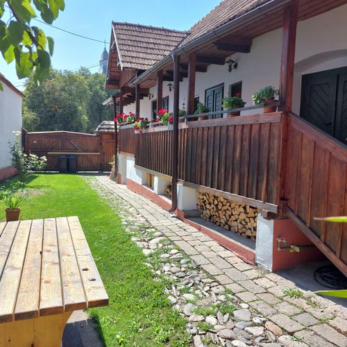 Casa de oaspeți Orsolya Rimetea – Rimetea, România