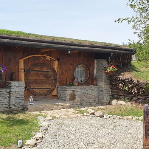 Pensiunea Valea Celor Doisprezece Dobreni