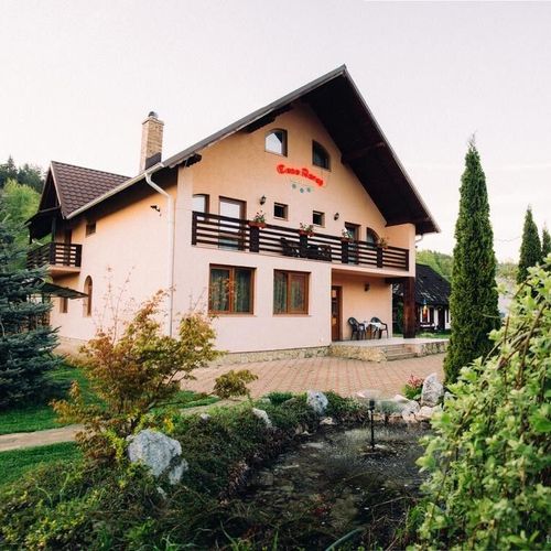 Pensiunea Casa Rares Sucevița