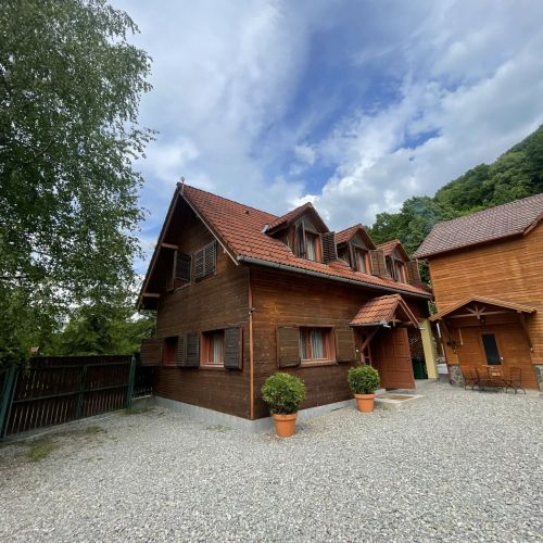 Cabana Hétvezér I Sub Cetate – Sub Cetate, România