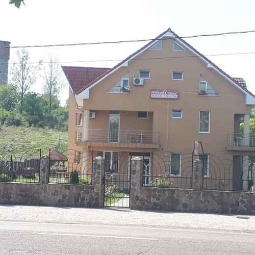 Pensiunea Corina Băile 1 Mai