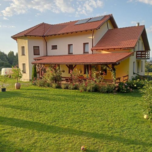 Pensiunea Rozelor Stațiunea Climaterică Sâmbăta