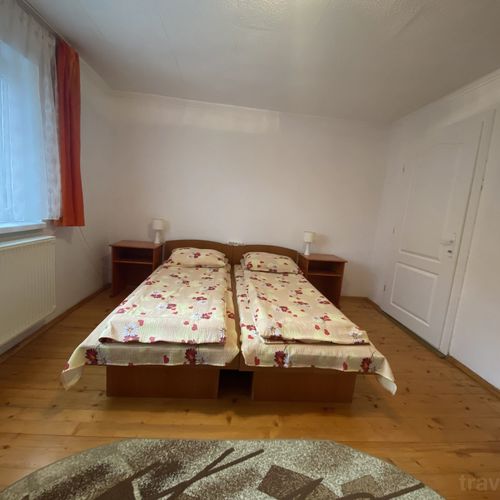 Pensiunea Floare de Colț Izvoru Mureșului