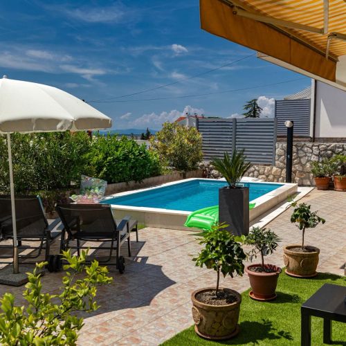 Apartmani Novoselic. Dramalj