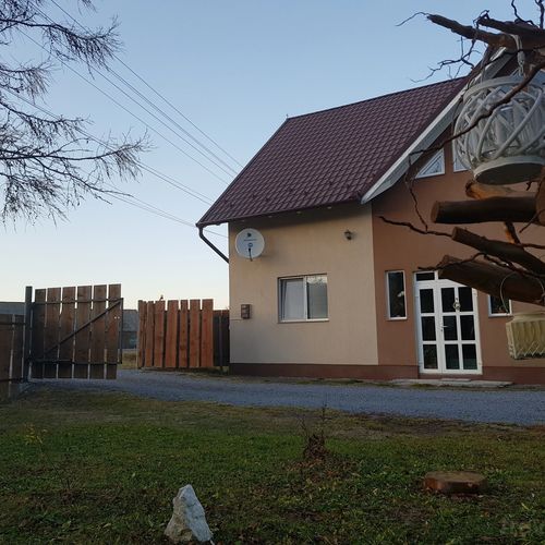 Casa de oaspeți Elza Suseni