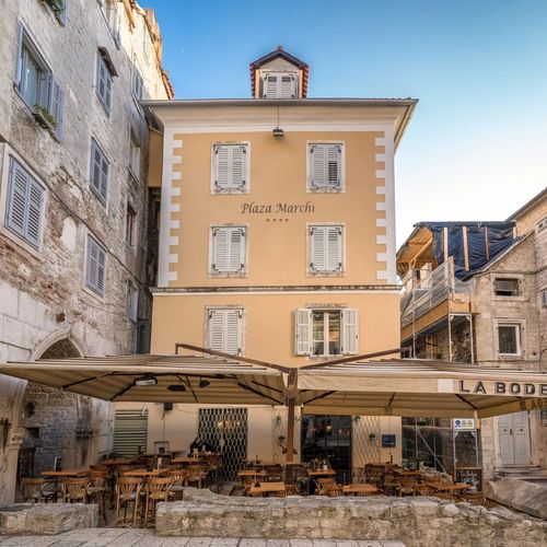 Plaza Marchi Old Town Split - MAG  Boutique Hotels