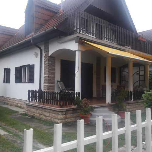 Felix Üdülőház Balatonföldvár – Balatonföldvár, Ungaria