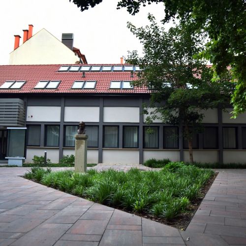 Roomstore Studio Apartments Eger