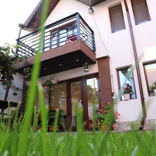 Pensiunea Upstairs Residence Târgu Jiu