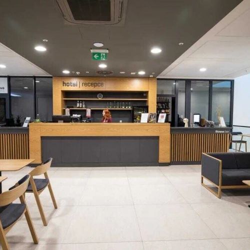 HOTEL SMETANOVA OBCHODNÍ GALERIE Vsetín – Vsetín, Czechy