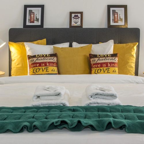 Apartament MRG Old Town București ***