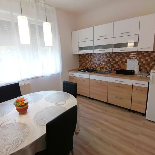 Tímea Apartman Balatonlelle – Balatonlelle, Ungaria