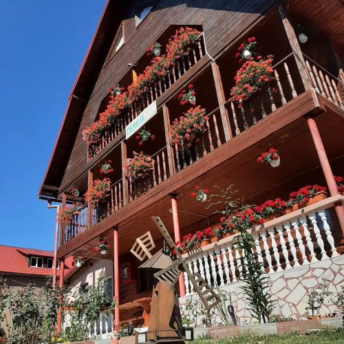 Cabana Ral Arieșeni – Arieşeni, România