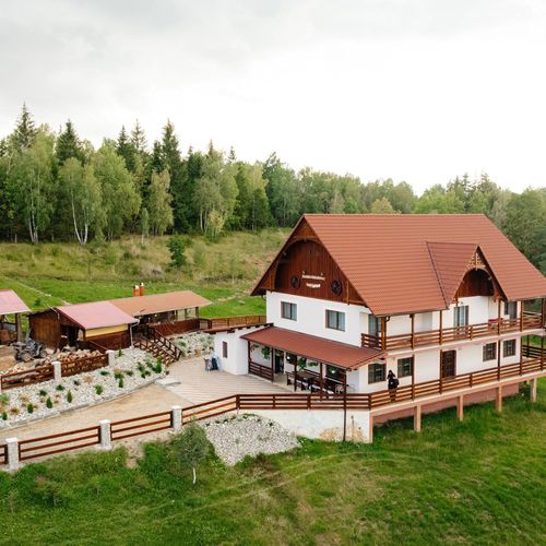 Pensiunea Agroturistica Rareș Călățele