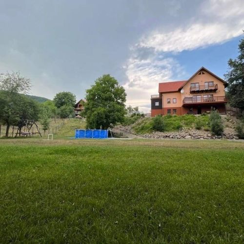 Cabana Hadnagy Sub Cetate