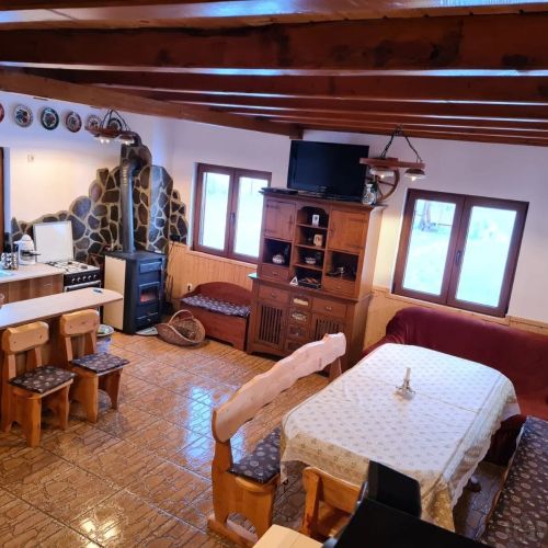 Cabana Fenyves Kuckó Vărșag – Vărşag, România