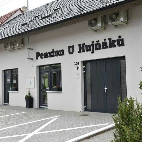 Penzion U Hujňáků Rohatec