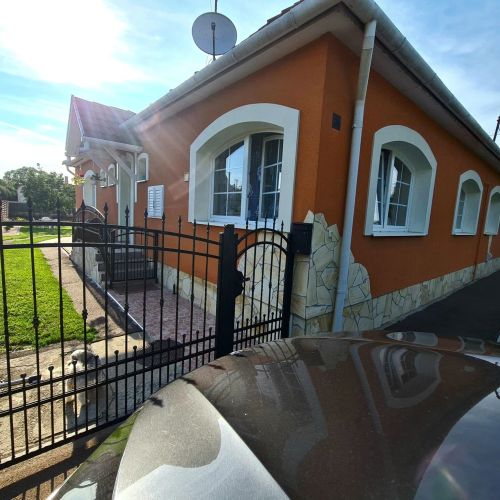 Manyi  Vendégház Eger