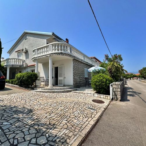 Apartmani Zlatica L. Šilo