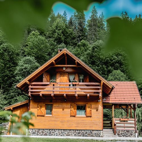 Central Chalet Vărșag