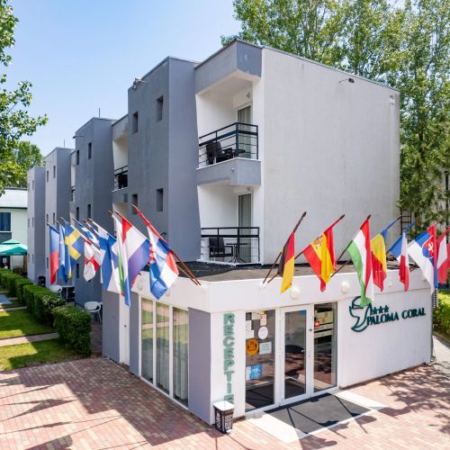 Complex Paloma Coral Mamaia