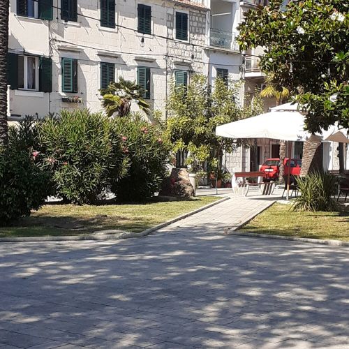 Apartments By The Sea Kaštel Kambelovac, Kaštela - 18267 Kaštel Kambelovac – Kaštel Kambelovac, Chorwacja