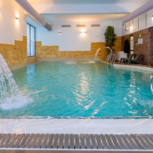 Hotel Tisa Băile Olănești – Băile Olăneşti, România