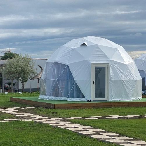 Glamping By The Sea Năvodari – Năvodari, România