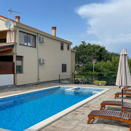 Apartman Sukošan - CDA576