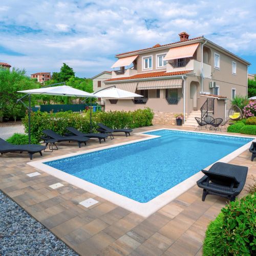 Apartman Pula - CIR455