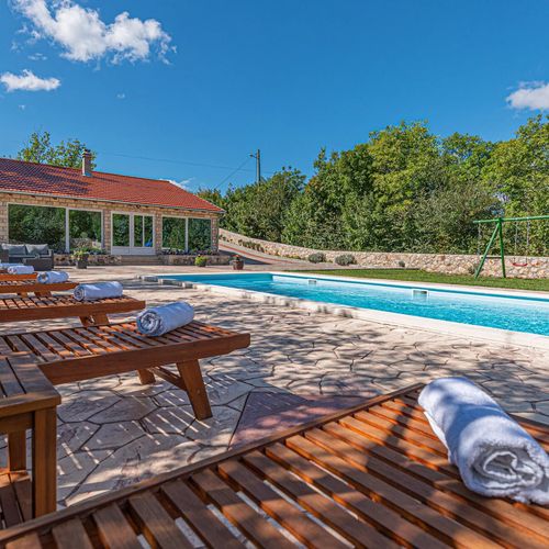 Vendégház Knin - CDJ693