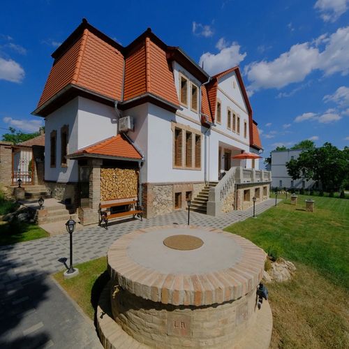 Lauber Villa Pécs