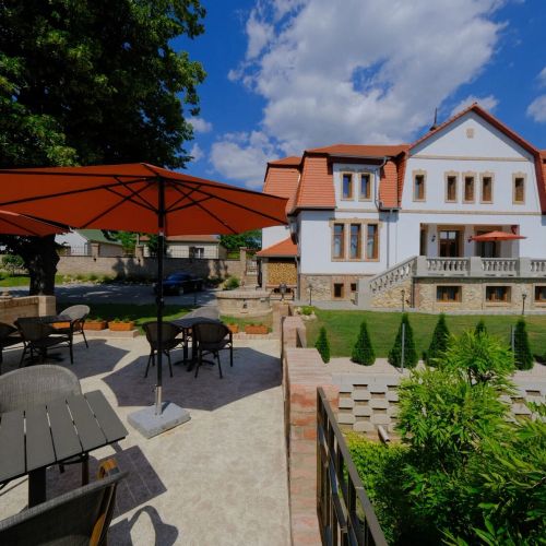 Lauber Villa Pécs – Pécs, Ungaria