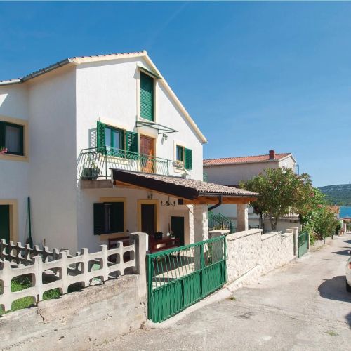 Apartman Pirovac - CDJ523