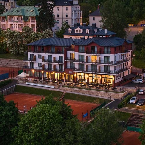 Hotel Queens Mariánské Lázně