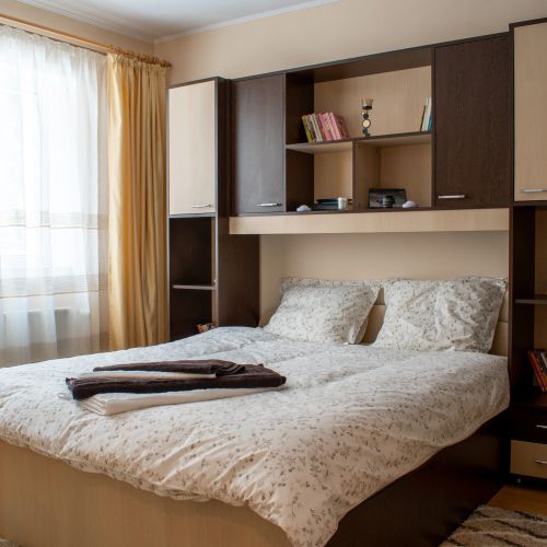 Apartament Alessi Bușteni