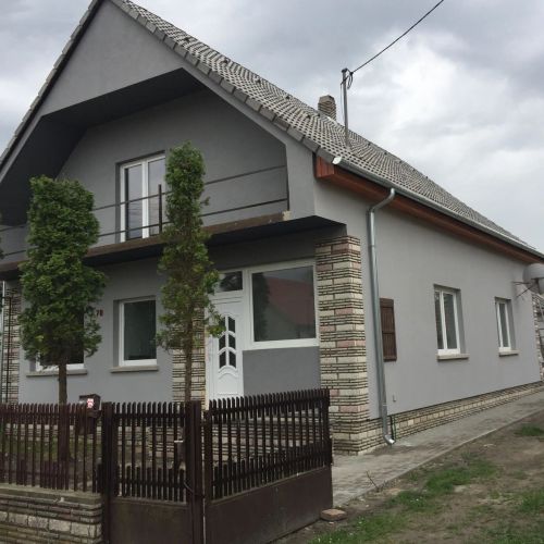P&K Vendégház Balatonfenyves