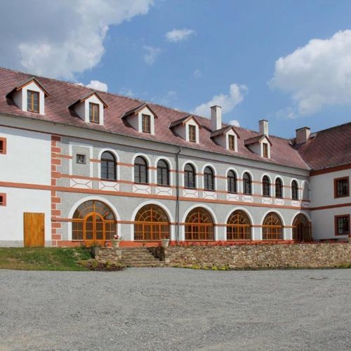 Penzion Zámek Libouň Zvěstov