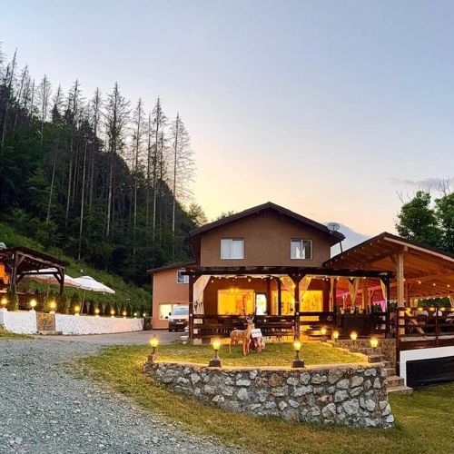 Pensiunea Aventurin Căzănești – Căzănești, România