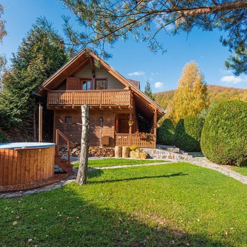 Cabana VárLak Sub Cetate