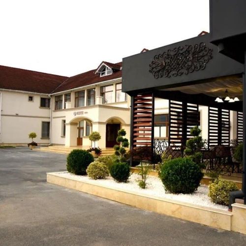 Casa Românească Hațeg – Haţeg, România
