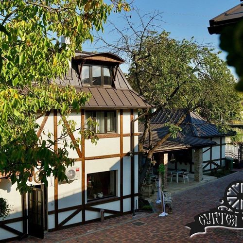 Pensiunea Curtea Veche Hunedoara