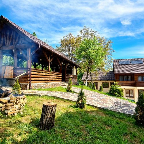 Pensiunea Conacul Transilvan Mărgău – Mărgău, România