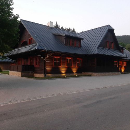 Polanský dvůr Velké Karlovice – Velké Karlovice, Republica Cehă