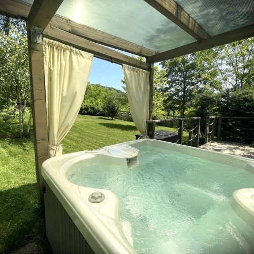 Forest House Vendégházak Diósjenő – Diósjenő, Ungaria
