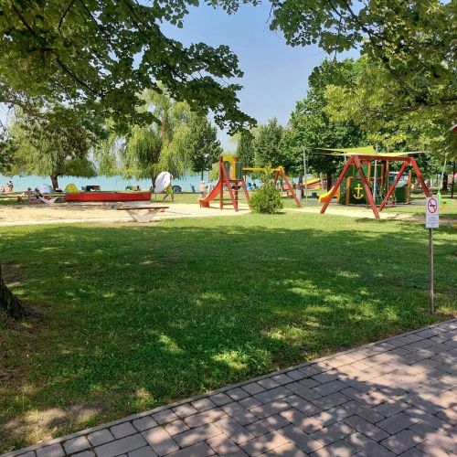 Föveny Apartman Balatonfűzfő – Balatonfűzfő, Węgry