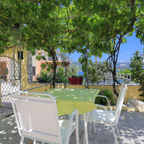 Apartments By The Sea Arbanija, Čiovo - 18661 Arbanija